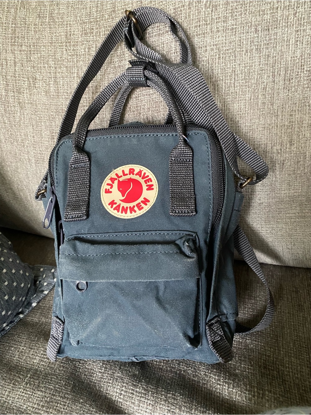 Kånken Mini Crossbody Bag in Dark Blue